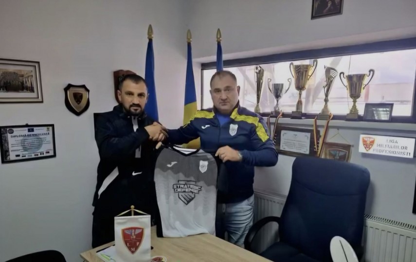 Ionuț Florea și Dănuț Albu, președintele ACS Marina LMP Constanța. Sursa foto: Facebook (ACS Marina LMP)