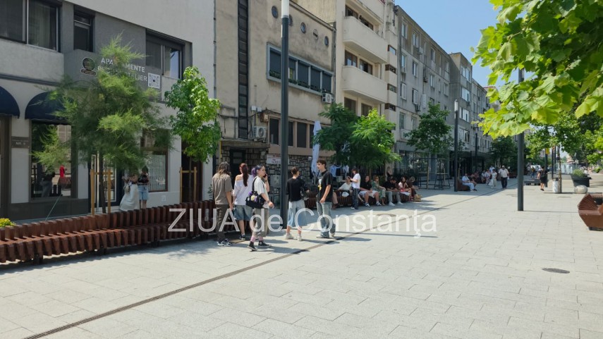foto video reactii dupa bacalaureat 2026 cum s au descurcat absolventii din constanta la proba scrisa foto video reactii dupa bacalaureat 2026 cum s au descurcat absolventii din constanta la proba scrisa