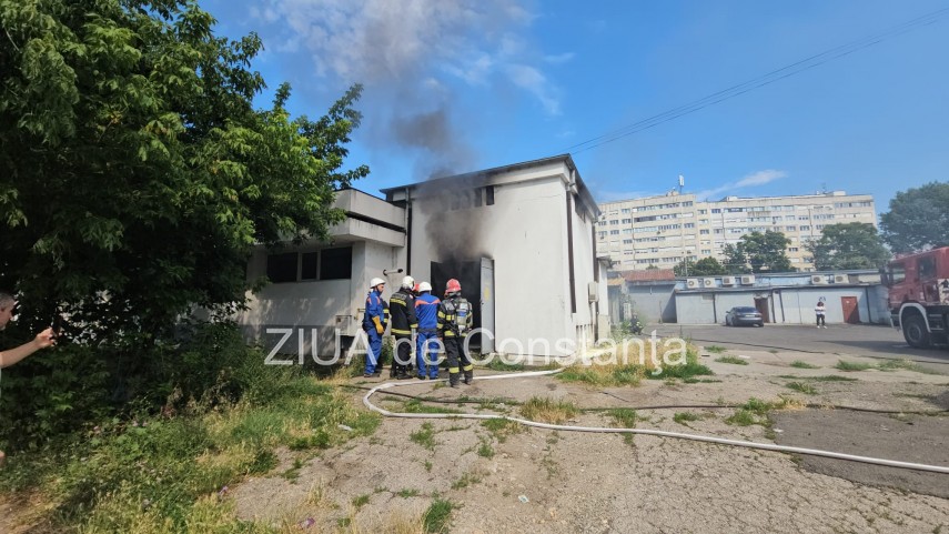 foto video incendiu in zona abator din constanta pompierii intervin la fata locului 944735 foto video incendiu in zona abator din constanta pompierii intervin la fata locului 944735