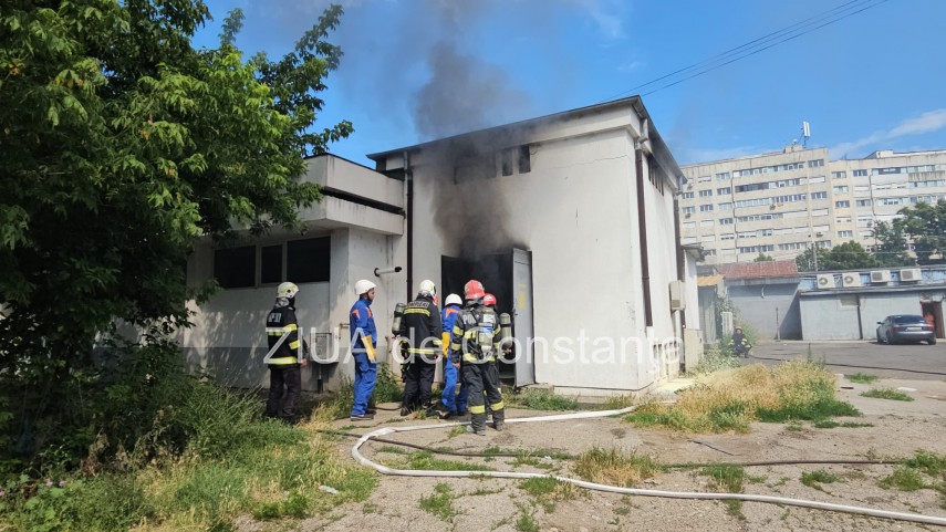 foto video incendiu in zona abator din constanta pompierii intervin la fata locului 944735 foto video incendiu in zona abator din constanta pompierii intervin la fata locului 944735