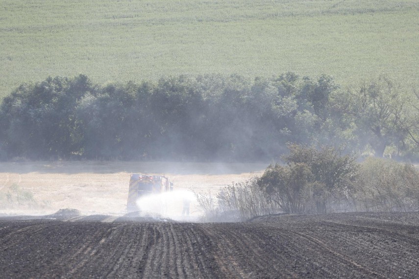 foto zi de foc in judetul tulcea pompierii au intervenit la patru incendii si mai multe situatii provocate foto zi de foc in judetul tulcea pompierii au intervenit la patru incendii si mai multe situatii provocate