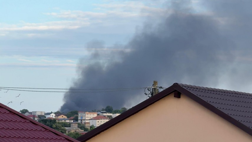 stiri constanta azi foto video incendiu de proportii la o hala din medgidia flacarile se manifesta pe stiri constanta azi foto video incendiu de proportii la o hala din medgidia flacarile se manifesta pe