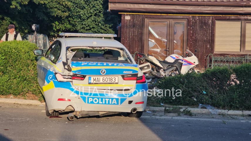 foto video accident grav in 2 mai o autospeciala de politie si o motocicleta lovite de un autocar trei foto video accident grav in 2 mai o autospeciala de politie si o motocicleta lovite de un autocar trei