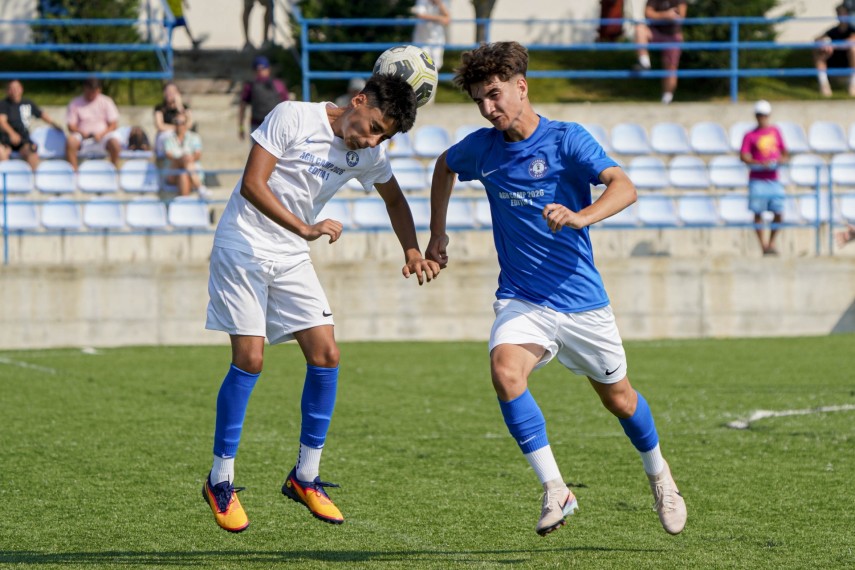 peste 150 de copii au participat la camp ul academiei hagi au muncit au invatat si s au bucurat de fotbal peste 150 de copii au participat la camp ul academiei hagi au muncit au invatat si s au bucurat de fotbal