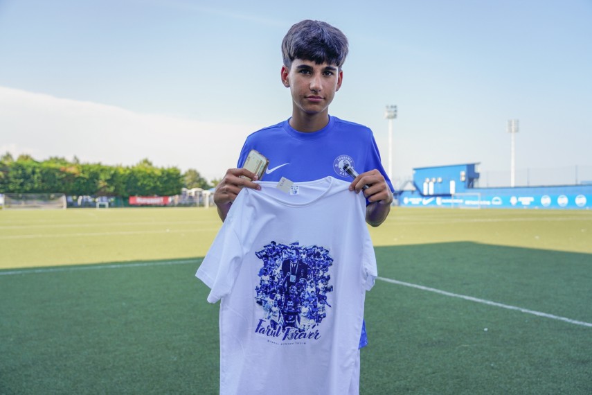 peste 150 de copii au participat la camp ul academiei hagi au muncit au invatat si s au bucurat de fotbal peste 150 de copii au participat la camp ul academiei hagi au muncit au invatat si s au bucurat de fotbal