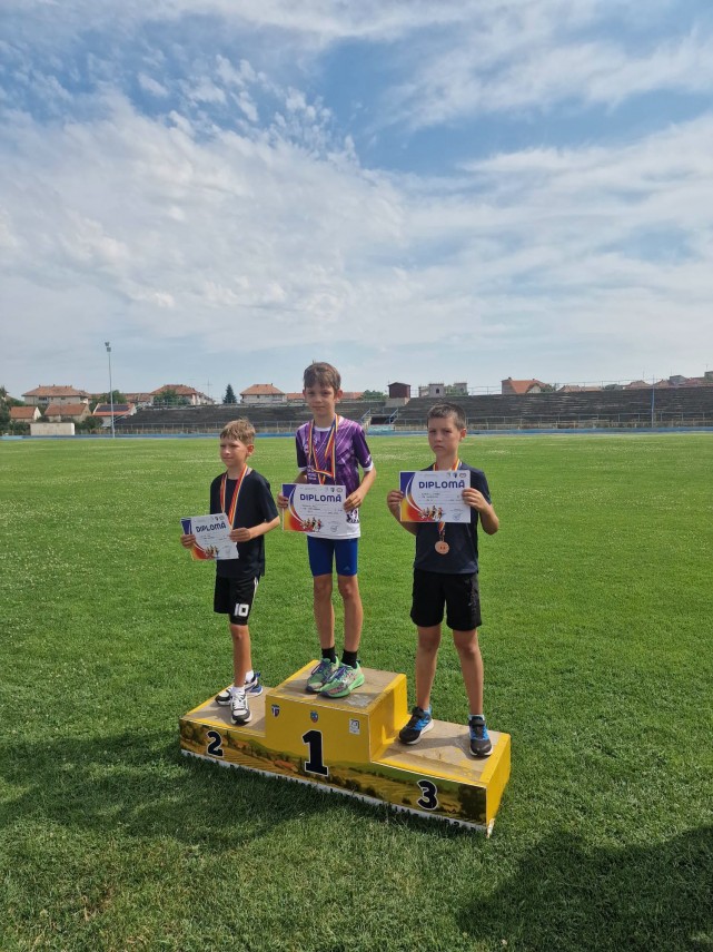 micii atleti de la lps nicolae rotaru constanta clasati pe podium la west athletics games galerie foto micii atleti de la lps nicolae rotaru constanta clasati pe podium la west athletics games galerie foto