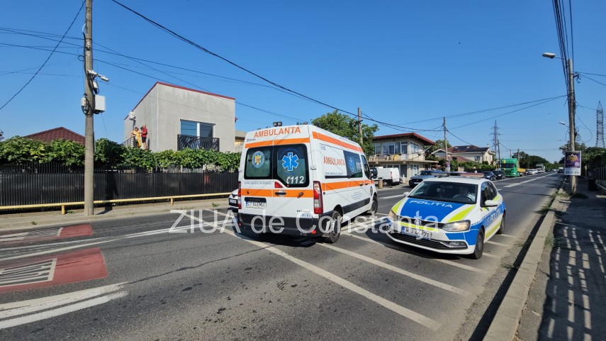 foto video trafic blocat total intre eforie nord si eforie sud dupa un accident violent o masina a rupt foto video trafic blocat total intre eforie nord si eforie sud dupa un accident violent o masina a rupt