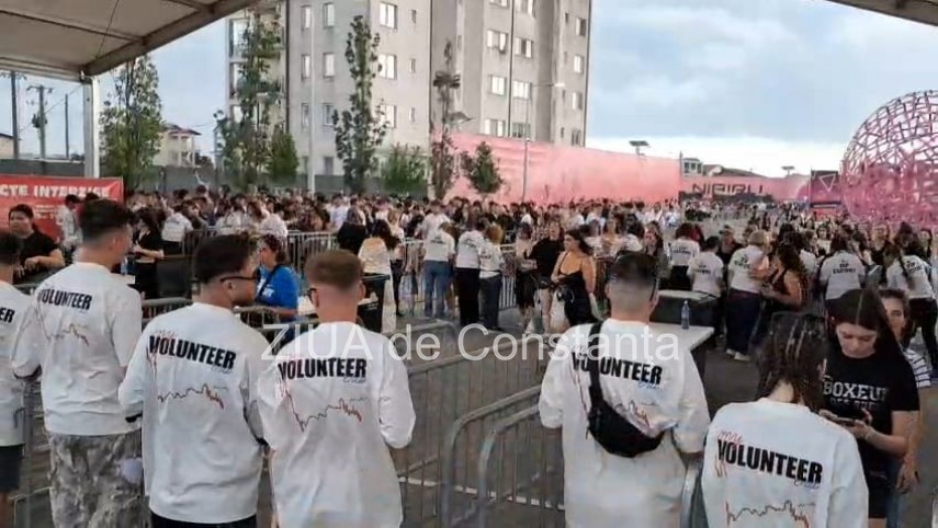 stiri constanta foto video a inceput oficial beach please 2026 mii de tineri au trecut portile festivalului stiri constanta foto video a inceput oficial beach please 2026 mii de tineri au trecut portile festivalului