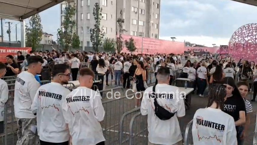 stiri constanta foto video a inceput oficial beach please 2026 mii de tineri au trecut portile festivalului stiri constanta foto video a inceput oficial beach please 2026 mii de tineri au trecut portile festivalului