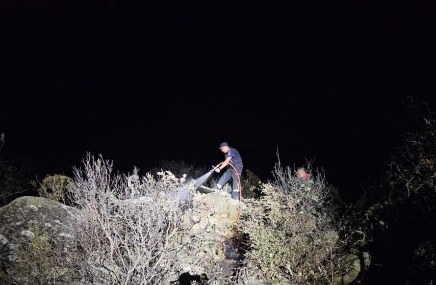 foto pompierii romani din franta in alerta maxima monitorizeaza zonele afectate pentru a preveni noi foto pompierii romani din franta in alerta maxima monitorizeaza zonele afectate pentru a preveni noi