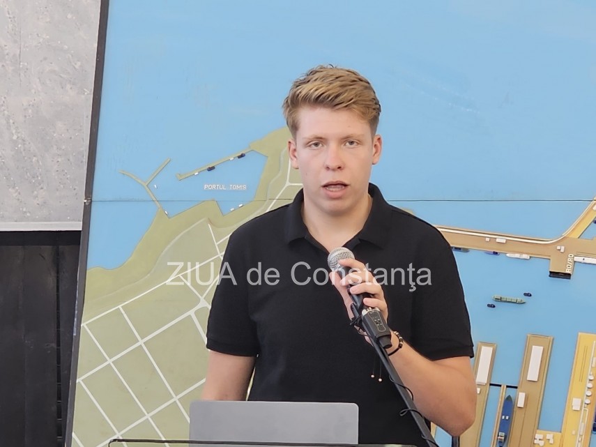 foto video securitate de ultima generatie in portul constanta garda de coasta testeaza o platforma maritima foto video securitate de ultima generatie in portul constanta garda de coasta testeaza o platforma maritima