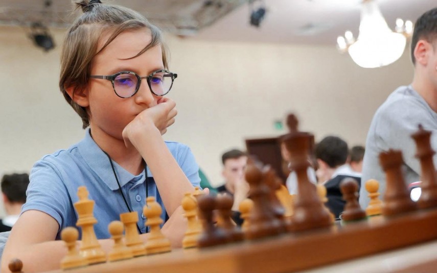 Șahistul Henry Tudor, vicecampion mondial la categoria Open16. Sursa foto: Facebook CSM Constanța