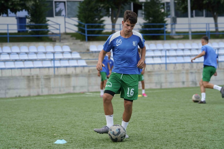farul constanta echipele u 15 u 16 u 17 si u 18 au reluat pregatirea cu aceleasi standarde ridicate si farul constanta echipele u 15 u 16 u 17 si u 18 au reluat pregatirea cu aceleasi standarde ridicate si