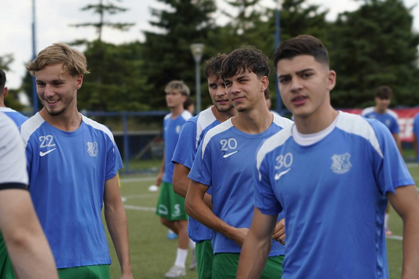 farul constanta echipele u 15 u 16 u 17 si u 18 au reluat pregatirea cu aceleasi standarde ridicate si farul constanta echipele u 15 u 16 u 17 si u 18 au reluat pregatirea cu aceleasi standarde ridicate si