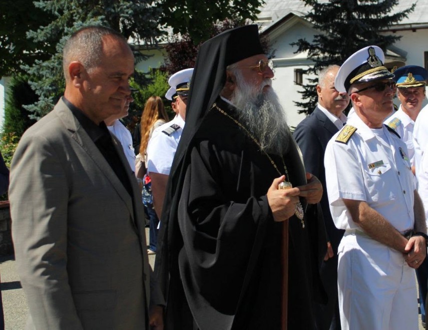 foto fortele navale romane au comemorat 45 de ani de la trecerea in nefiinta a generalului paul teodorescu foto fortele navale romane au comemorat 45 de ani de la trecerea in nefiinta a generalului paul teodorescu