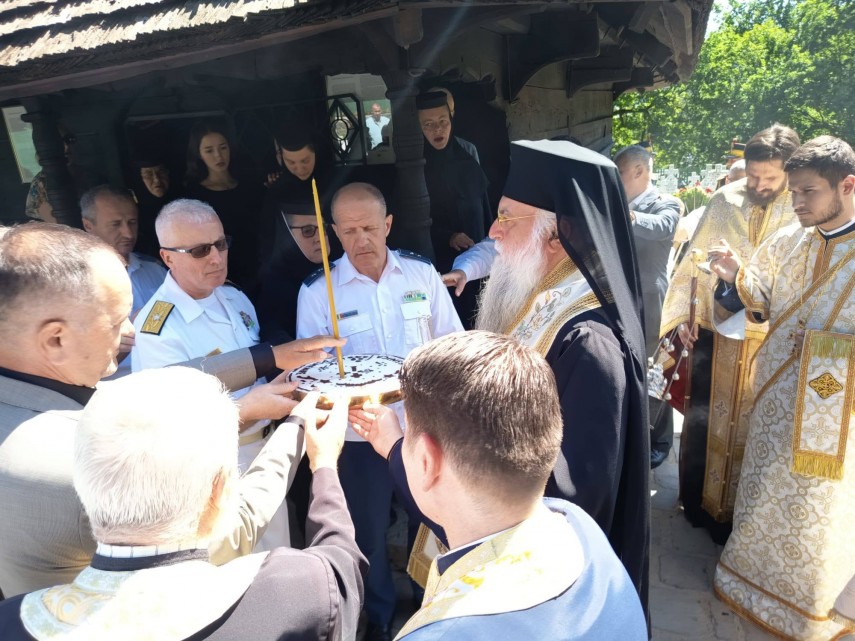 foto fortele navale romane au comemorat 45 de ani de la trecerea in nefiinta a generalului paul teodorescu foto fortele navale romane au comemorat 45 de ani de la trecerea in nefiinta a generalului paul teodorescu