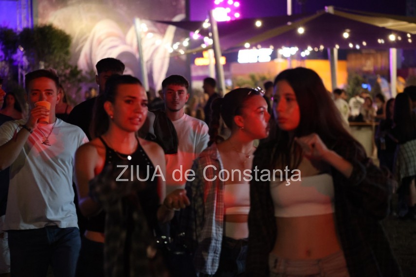 foto ziua 4 la beach please 2026 future si quavo au ridicat costinestiul in picioare 945676 foto ziua 4 la beach please 2026 future si quavo au ridicat costinestiul in picioare 945676