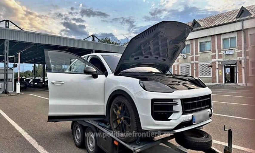 foto autoturism de aproape 785 000 de lei cautat de autoritatile din cehia descoperit de politistii de foto autoturism de aproape 785 000 de lei cautat de autoritatile din cehia descoperit de politistii de