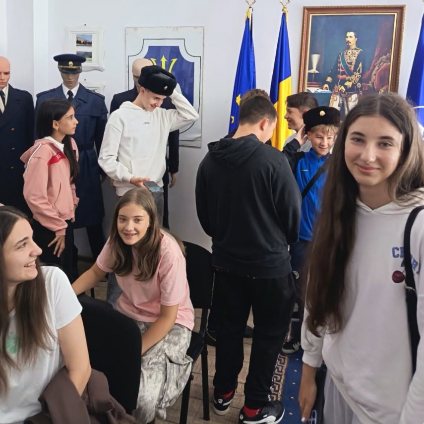 foto elevii din gorj au descoperit viata de cadet la colegiul national militar din constanta 946244 foto elevii din gorj au descoperit viata de cadet la colegiul national militar din constanta 946244