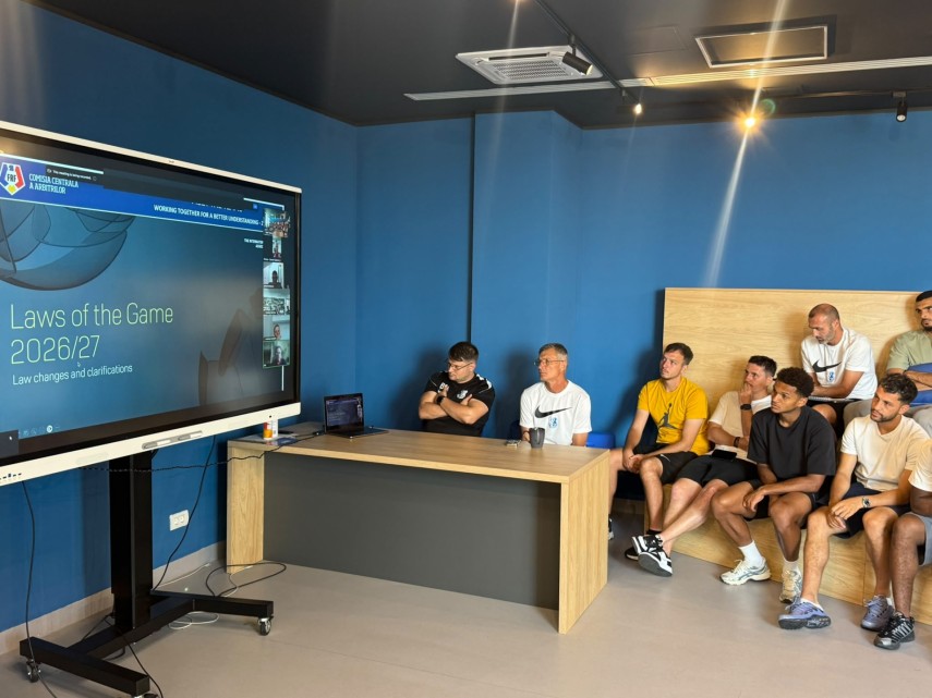 fotbalistii de la farul constanta au participat la sedinta de arbitraj tinuta de kyros vassaras seful fotbalistii de la farul constanta au participat la sedinta de arbitraj tinuta de kyros vassaras seful