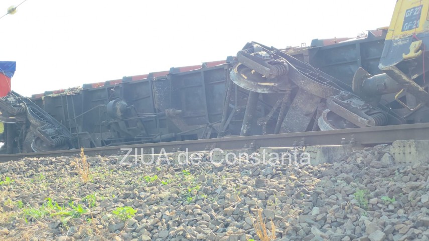 un vagon s a rasturnat iar alte patru au deraiat in regionala cfr palas din constanta 946242 un vagon s a rasturnat iar alte patru au deraiat in regionala cfr palas din constanta 946242