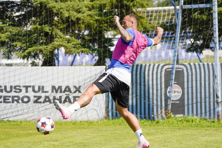 farul constanta veste despre cristi ganea si lucas pellegrini in weekend marinarii debuteaza in superliga farul constanta veste despre cristi ganea si lucas pellegrini in weekend marinarii debuteaza in superliga