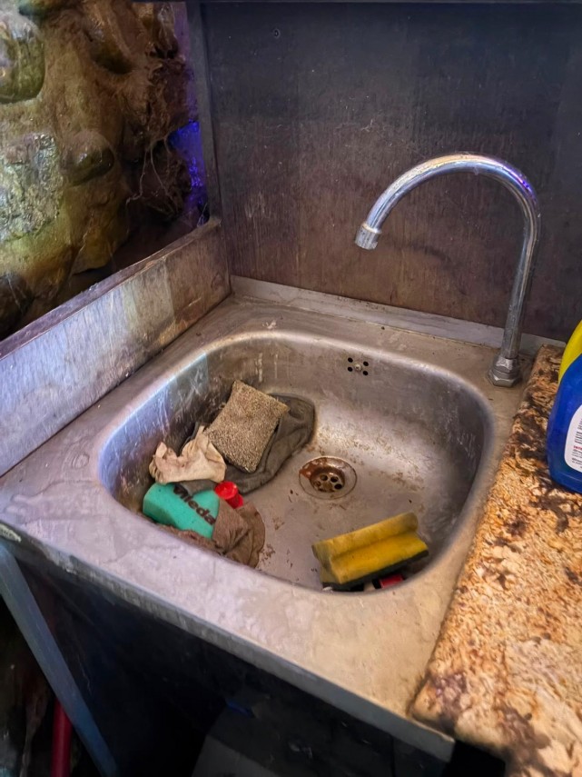 foto anpc a aplicat amenzi de aproximativ 3 milioane de lei ce nereguli au fost constatate 946340 foto anpc a aplicat amenzi de aproximativ 3 milioane de lei ce nereguli au fost constatate 946340