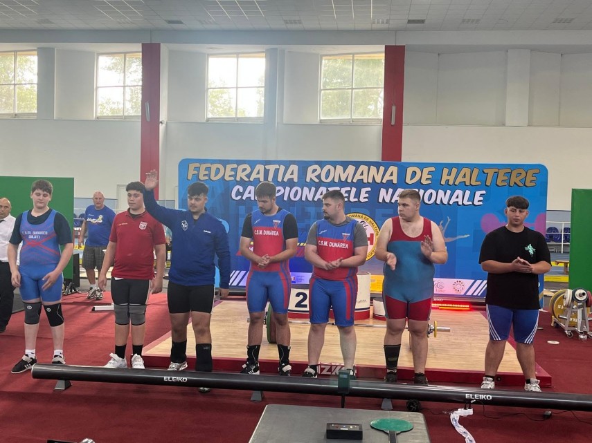 cs farul constanta halterofilul andrei oprea medaliat la campionatul national de juniori i galerie foto cs farul constanta halterofilul andrei oprea medaliat la campionatul national de juniori i galerie foto