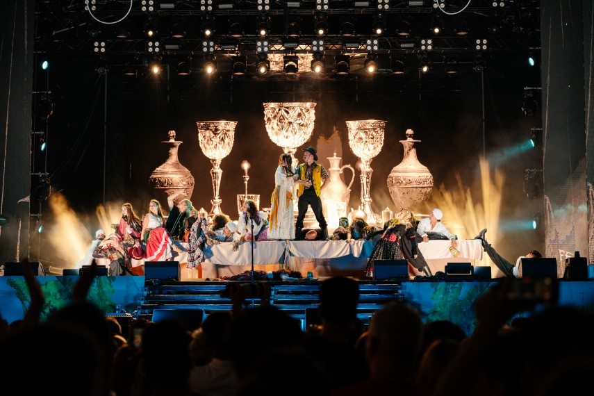 s a deschis cea mai mare statiune de entertainment de pe litoral nibiru prima zi sold out cu 50 000 vizitatorii s a deschis cea mai mare statiune de entertainment de pe litoral nibiru prima zi sold out cu 50 000 vizitatorii