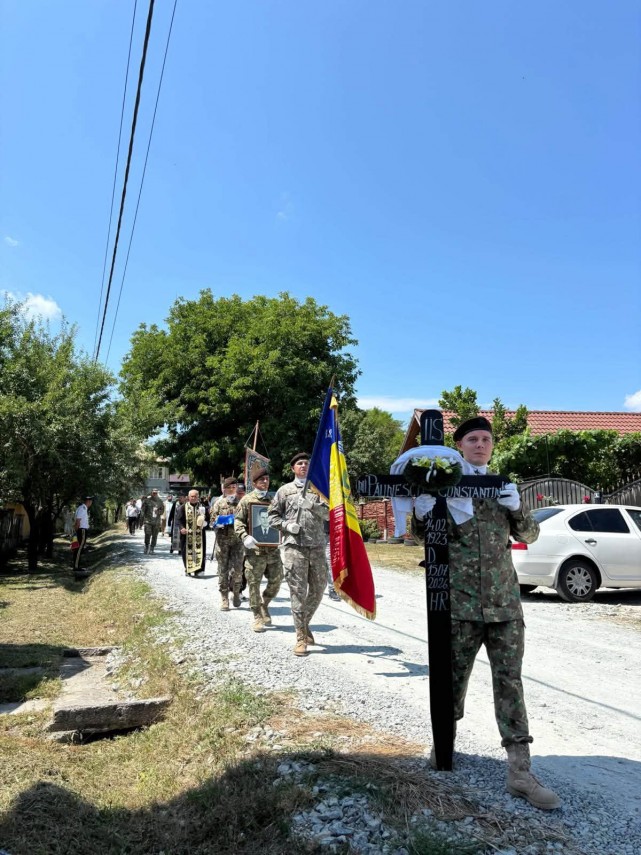 armata romana a mai pierdut un veteran de razboi locotenent colonelul r constantin paunescu a a murit armata romana a mai pierdut un veteran de razboi locotenent colonelul r constantin paunescu a a murit