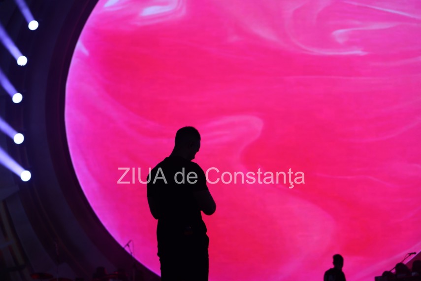 foto inna a facut senzatie in prima seara pe scena de la galaxia primul festival din programul nibiru foto inna a facut senzatie in prima seara pe scena de la galaxia primul festival din programul nibiru
