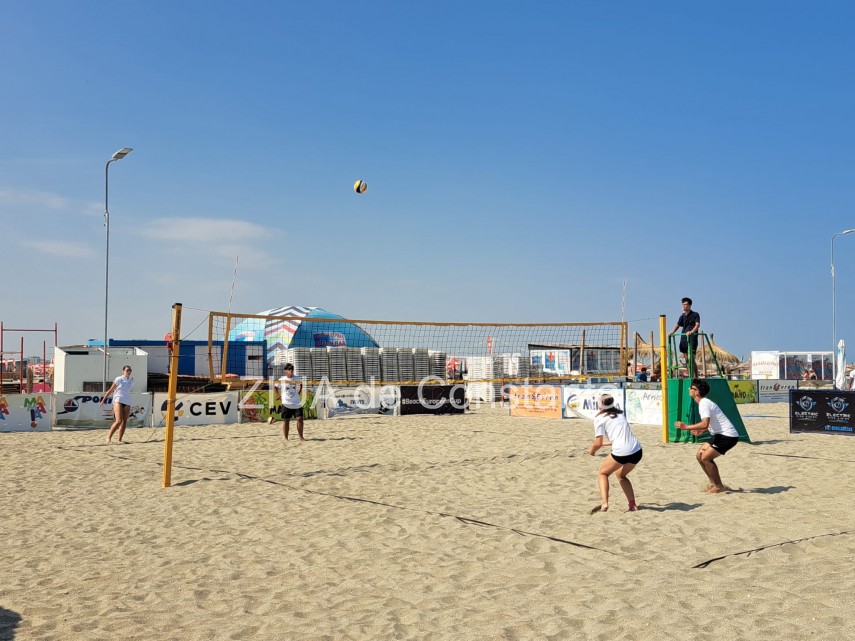foto video turneu de beach volley la mamaia in memoria regretatului paul camui 946453 foto video turneu de beach volley la mamaia in memoria regretatului paul camui 946453