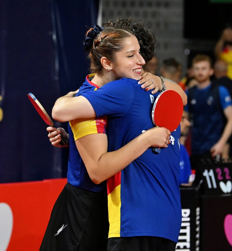 tenis de masa constanta bianca mei rosu vicecampioana europeana under 19 si la dublu mixt galerie foto tenis de masa constanta bianca mei rosu vicecampioana europeana under 19 si la dublu mixt galerie foto