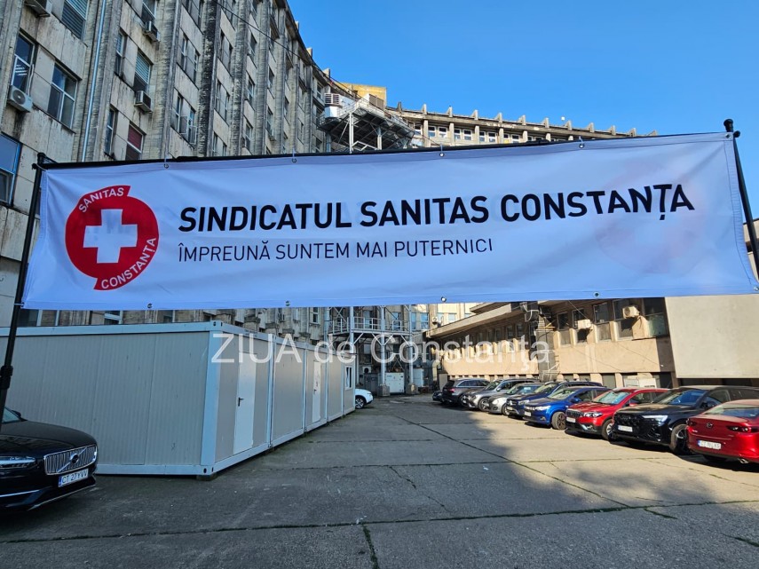 foto video greva de avertisment in spitalele din constanta medicii si personalul sanitas protesteaza foto video greva de avertisment in spitalele din constanta medicii si personalul sanitas protesteaza