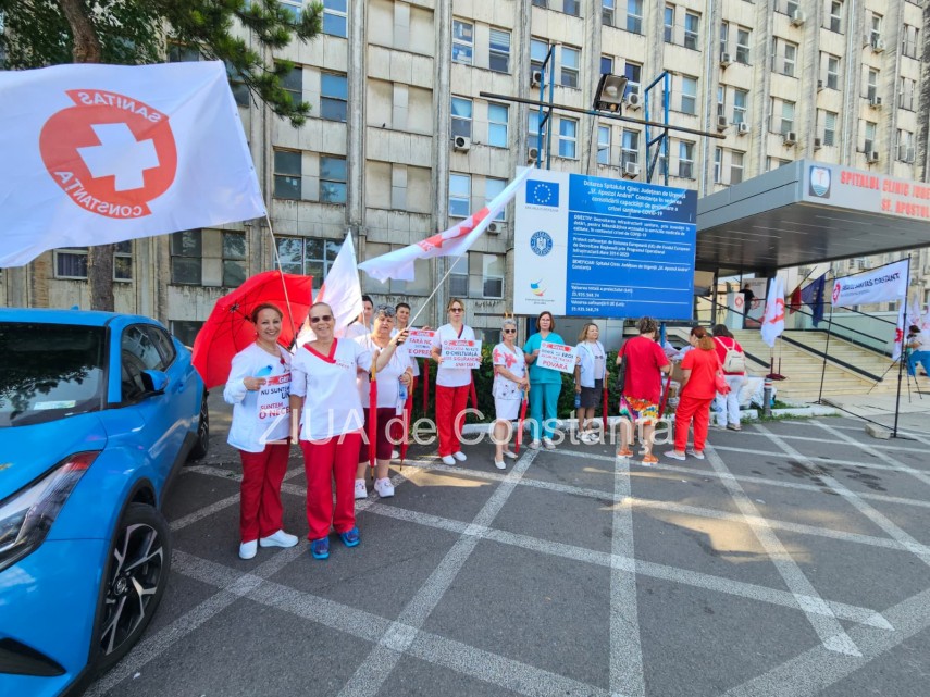 foto video greva de avertisment in spitalele din constanta medicii si personalul sanitas protesteaza foto video greva de avertisment in spitalele din constanta medicii si personalul sanitas protesteaza