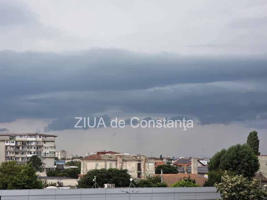 foto video norii de furtuna au intunecat judetul constanta aflat sub cod portocaliu de grindina si vijelii foto video norii de furtuna au intunecat judetul constanta aflat sub cod portocaliu de grindina si vijelii