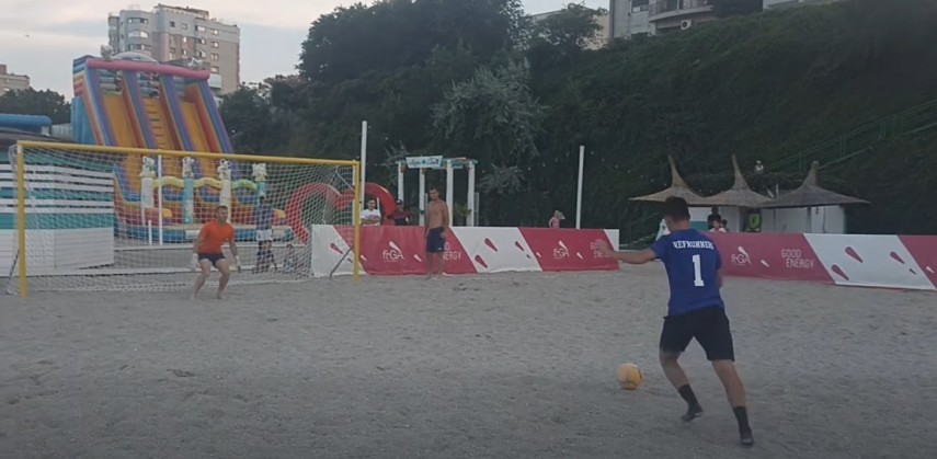 fotbal pe plaja elite referees invingatoare in prima editie a cupei de vara a arbitrilor constanteni fotbal pe plaja elite referees invingatoare in prima editie a cupei de vara a arbitrilor constanteni