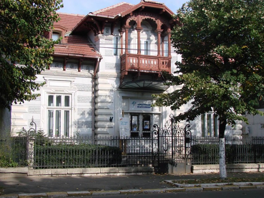 biblioteca judeteana ioan n roman constanta a aniversat 95 de ani de existenta galerie foto 946560 biblioteca judeteana ioan n roman constanta a aniversat 95 de ani de existenta galerie foto 946560
