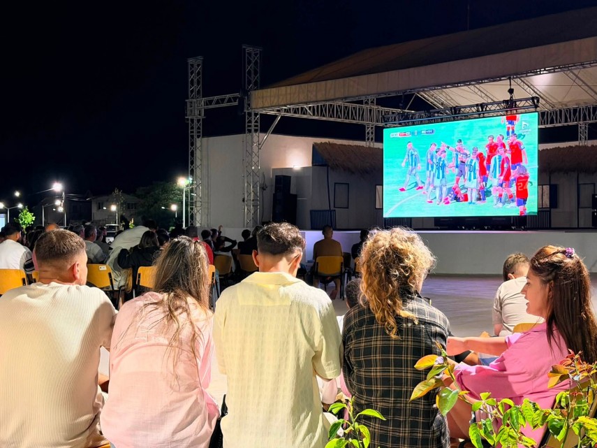 finala campionatului mondial 2026 urmarita pe impresionantul ecran led din centrul civic al comunei cumpana finala campionatului mondial 2026 urmarita pe impresionantul ecran led din centrul civic al comunei cumpana