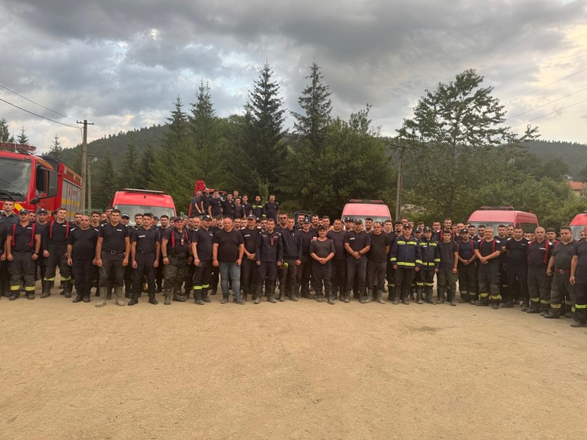 foto misiuni de interventie finalizate in busteni si breaza fortele de sprijin se retrag dupa inundatii foto misiuni de interventie finalizate in busteni si breaza fortele de sprijin se retrag dupa inundatii
