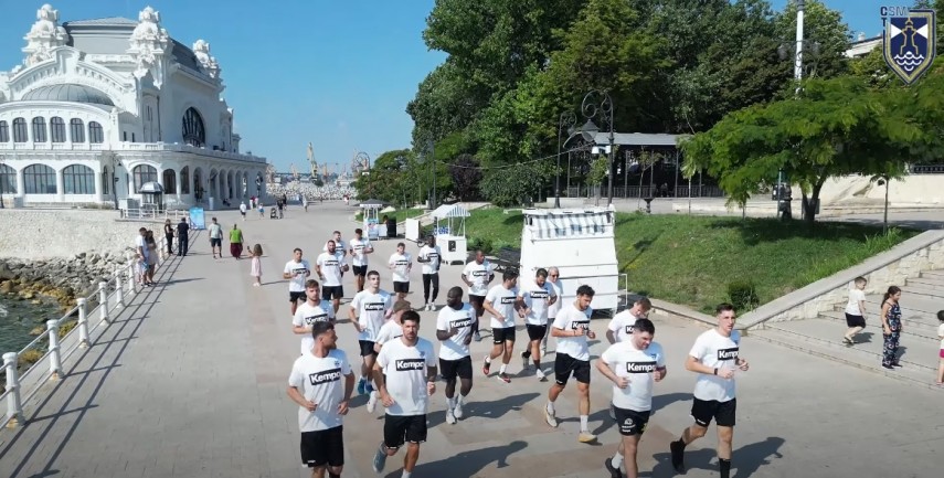 handbal csm constanta primul antrenament pe faleza cazinoului am mare incredere in echipa si in jucatorii handbal csm constanta primul antrenament pe faleza cazinoului am mare incredere in echipa si in jucatorii
