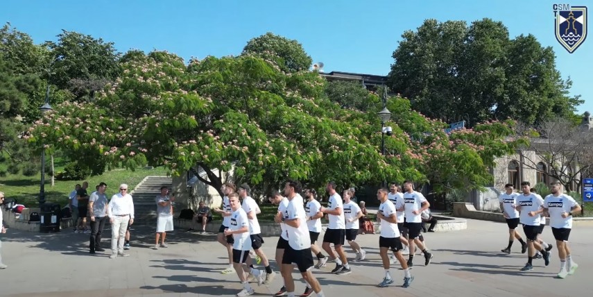 handbal csm constanta primul antrenament pe faleza cazinoului am mare incredere in echipa si in jucatorii handbal csm constanta primul antrenament pe faleza cazinoului am mare incredere in echipa si in jucatorii