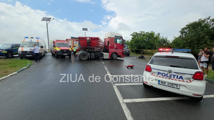 grav accident rutier intre agigea si techirghiol doua victime incarcerate 946895 grav accident rutier intre agigea si techirghiol doua victime incarcerate 946895