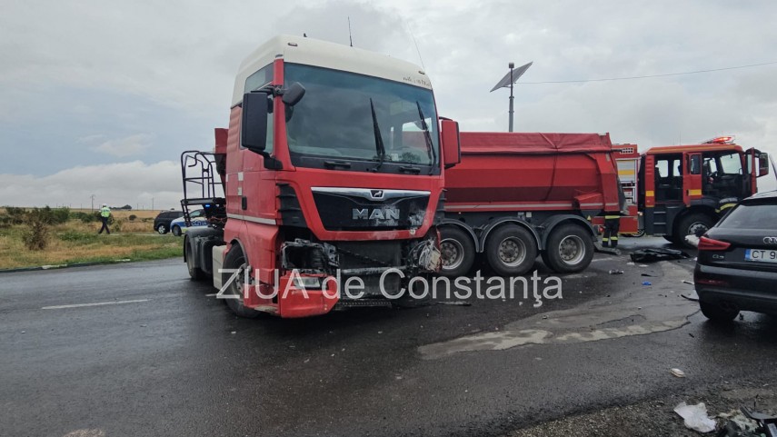 grav accident rutier intre agigea si techirghiol doua victime incarcerate 946895 grav accident rutier intre agigea si techirghiol doua victime incarcerate 946895