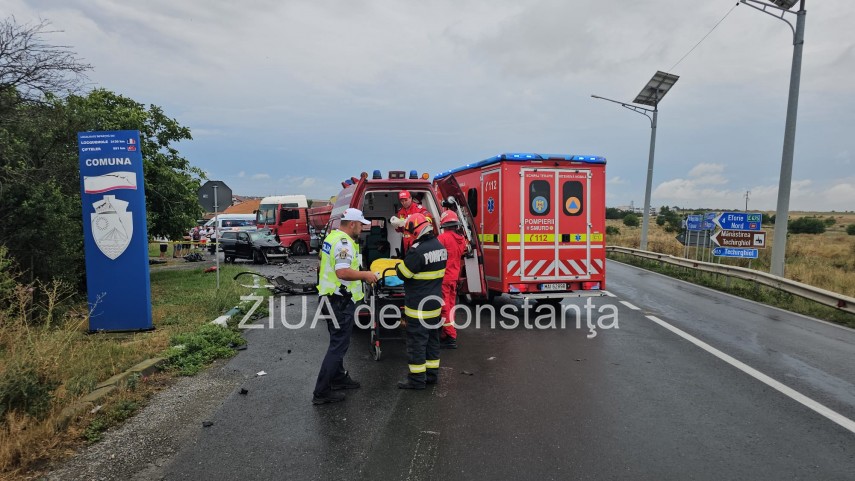 grav accident rutier intre agigea si techirghiol doua victime incarcerate 946895 grav accident rutier intre agigea si techirghiol doua victime incarcerate 946895