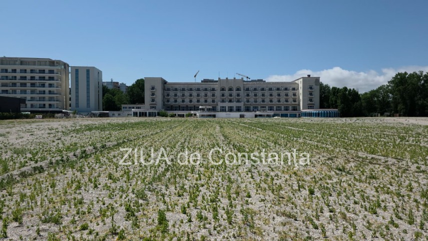 fotoreportaj degradare avansata si blocaj financiar la hotelul rex perla din mamaia salvata de la licitatie fotoreportaj degradare avansata si blocaj financiar la hotelul rex perla din mamaia salvata de la licitatie