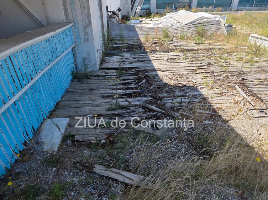 fotoreportaj degradare avansata si blocaj financiar la hotelul rex perla din mamaia salvata de la licitatie fotoreportaj degradare avansata si blocaj financiar la hotelul rex perla din mamaia salvata de la licitatie