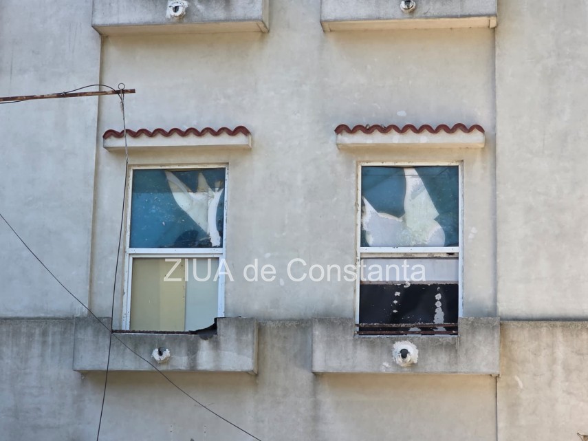 fotoreportaj degradare avansata si blocaj financiar la hotelul rex perla din mamaia salvata de la licitatie fotoreportaj degradare avansata si blocaj financiar la hotelul rex perla din mamaia salvata de la licitatie
