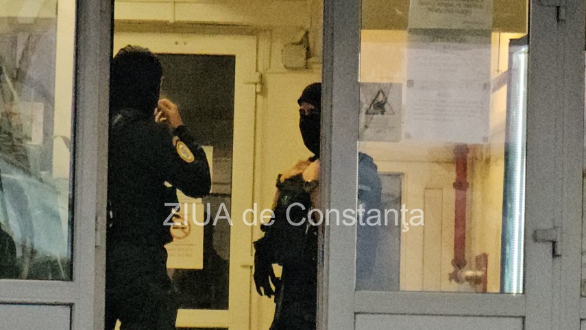 Foto de la locul perchezițiilor