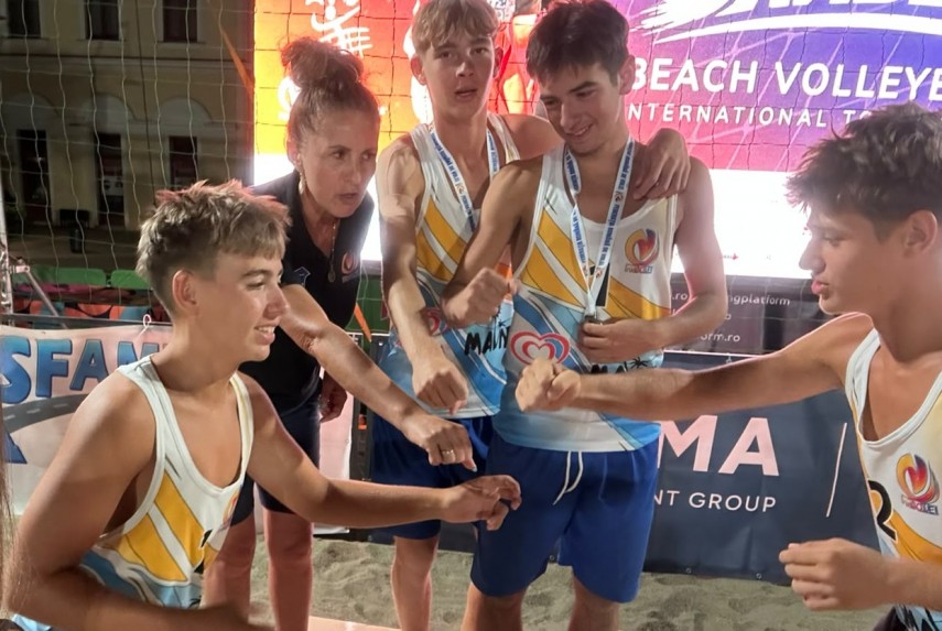 volei pe nisip sebastian murgulet si tudor stere de la css1 constanta argint la finala campionatului volei pe nisip sebastian murgulet si tudor stere de la css1 constanta argint la finala campionatului